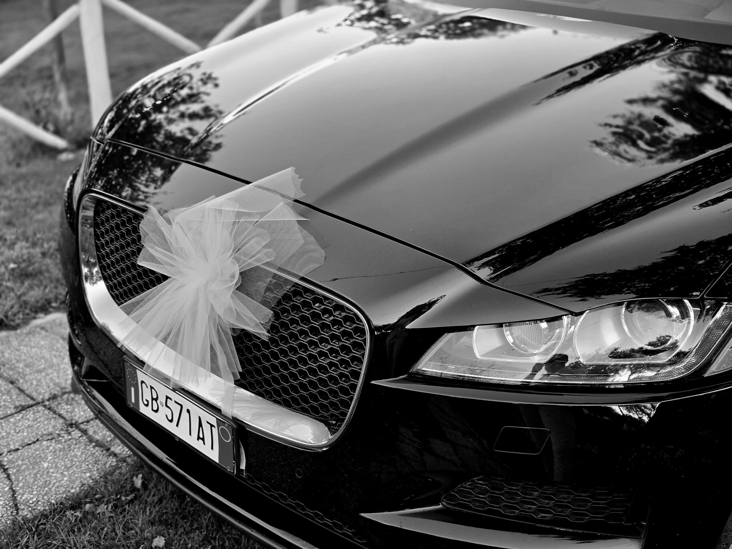 lux-elite-noleggio-auto-sportive-lusso-matrimoni-26