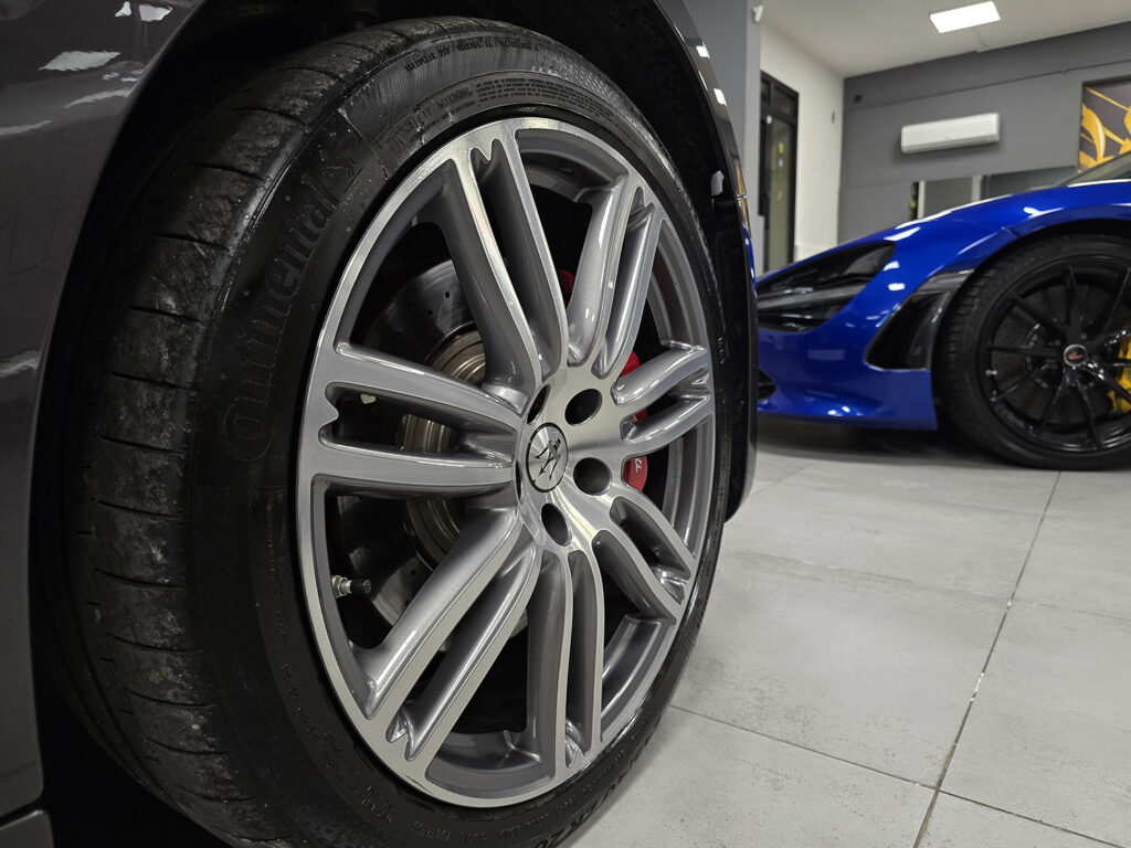 Maserati Ghibli GranSport - foto 3 di 19