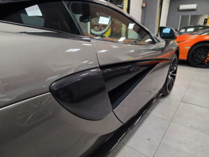 McLaren 570S - foto 3 di 27