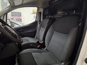 Nissan NV200 - foto 7 di 15